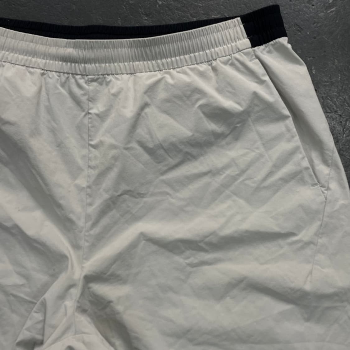 105 데상트 반바지 상품이미지2