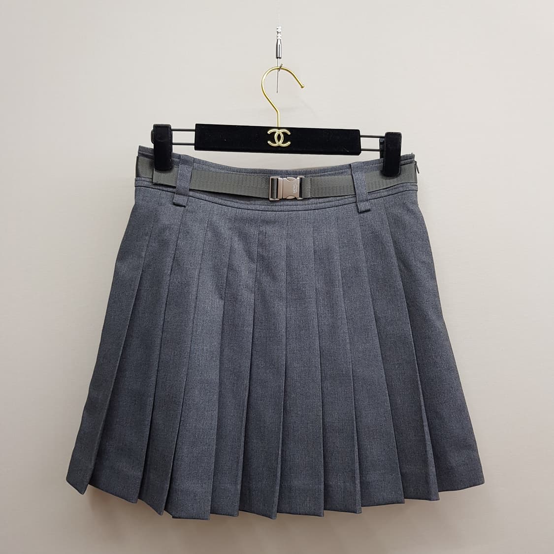 듀엘 2024 플리츠 셋업 스커트 55사이즈 상품이미지2