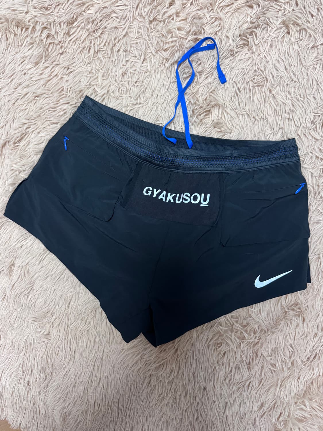 나이키 X 갸쿠소우 러닝 쇼츠 상품이미지2