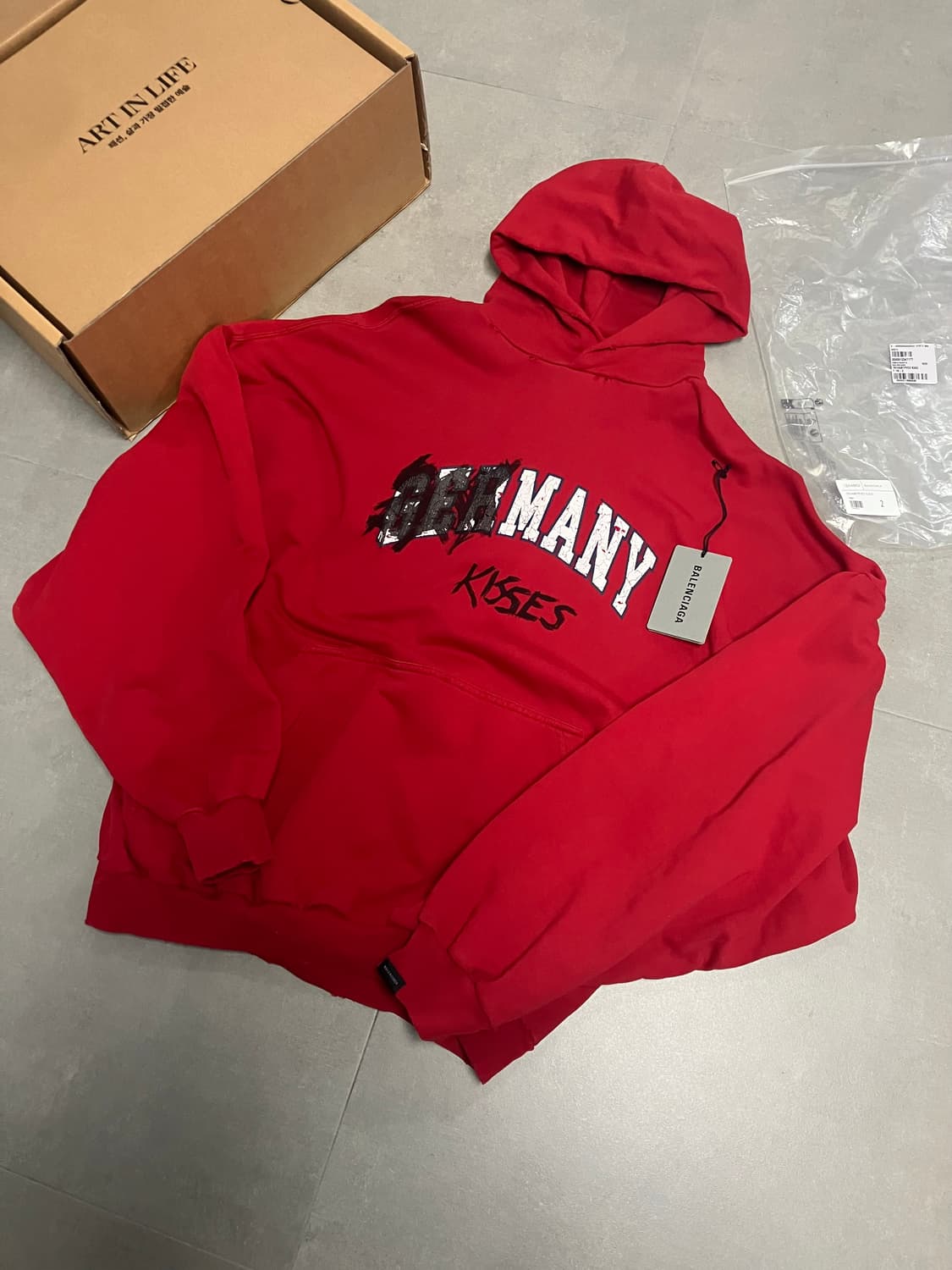 발렌시아가 KISSES 후드 (2) 상품이미지3