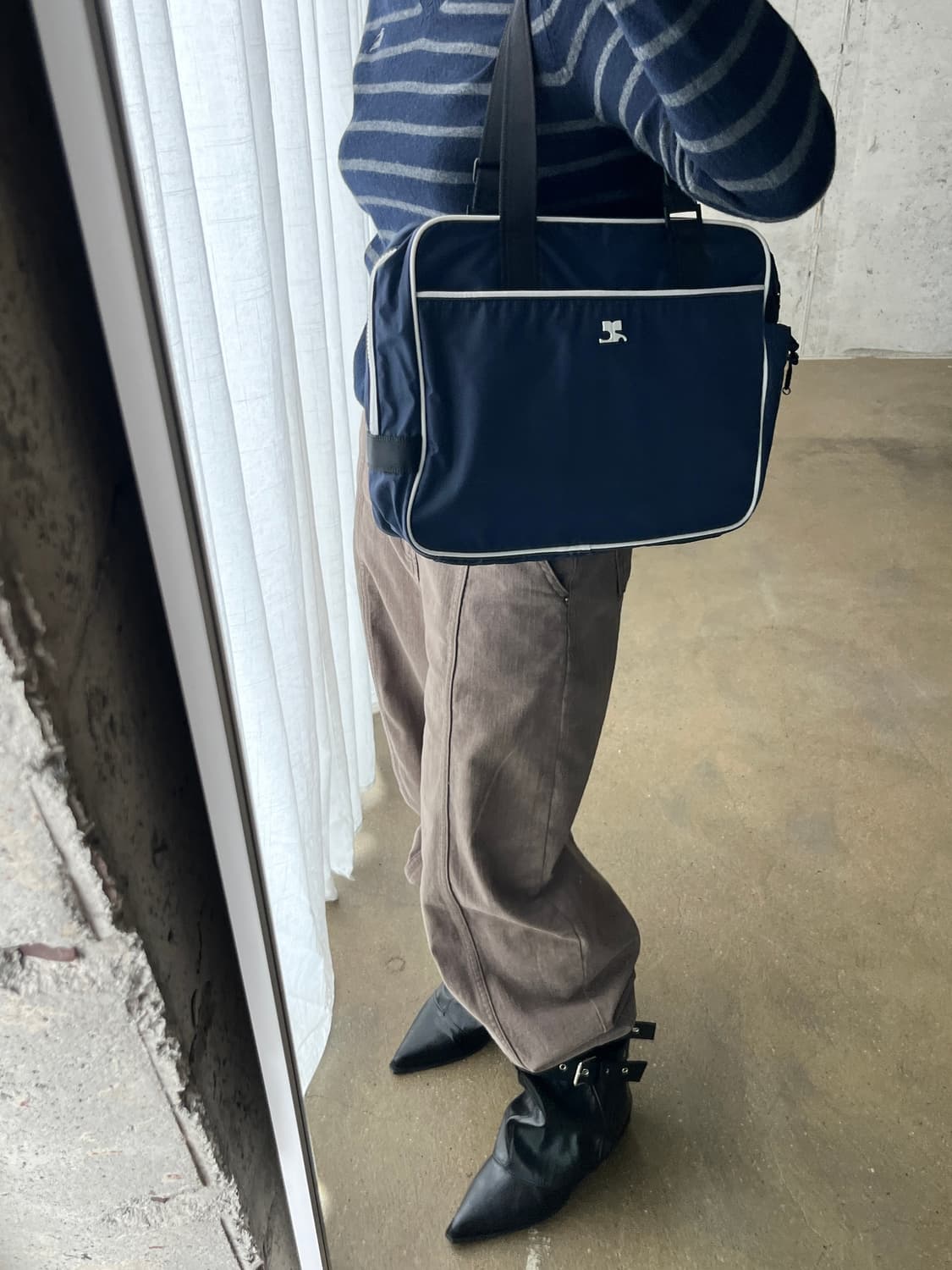 00s Courreges 꾸레쥬 화이트 로고 2웨이 백 라지 상품이미지3