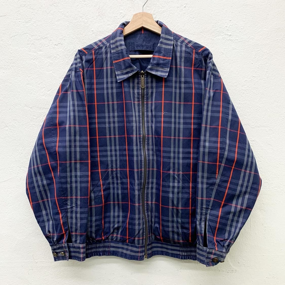 버버리 네이비 노바체크 리버시블 봄버 자켓 상품이미지2