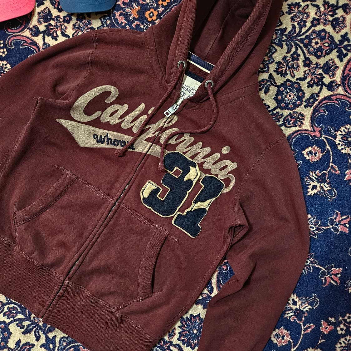 후아유(WHO.A.U) 빈티지 Y2k 레터링 기모 후드집업 L size 상품이미지4