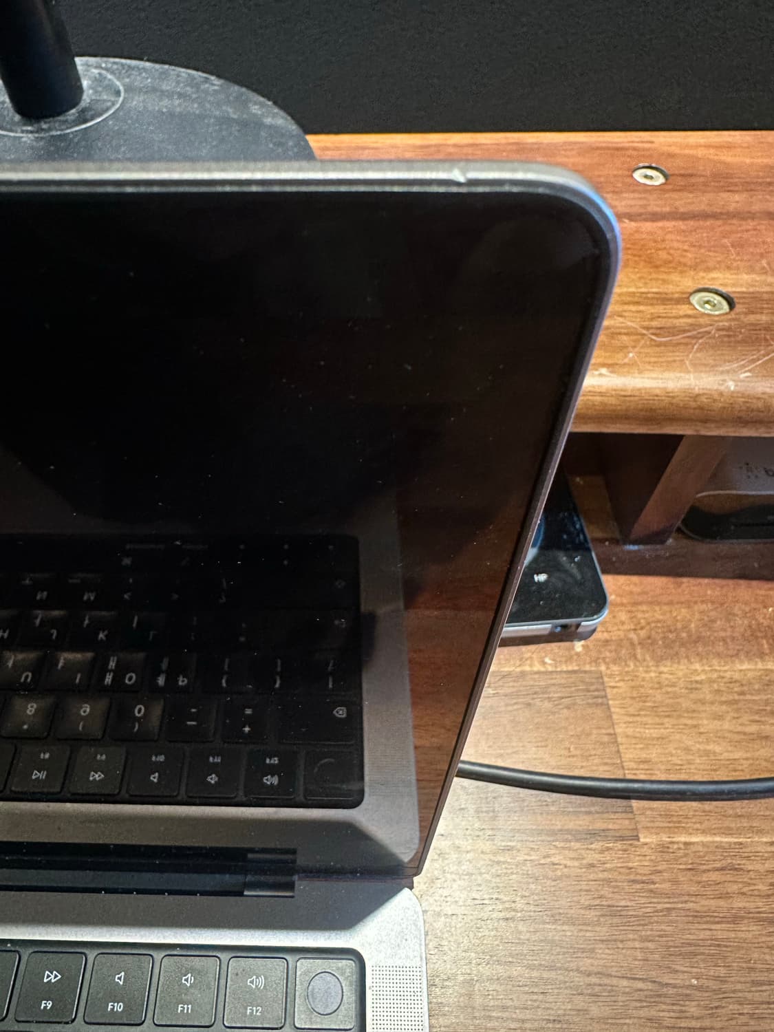 맥북 프로 m1 max 14인치 32gb 1tb 상품이미지3