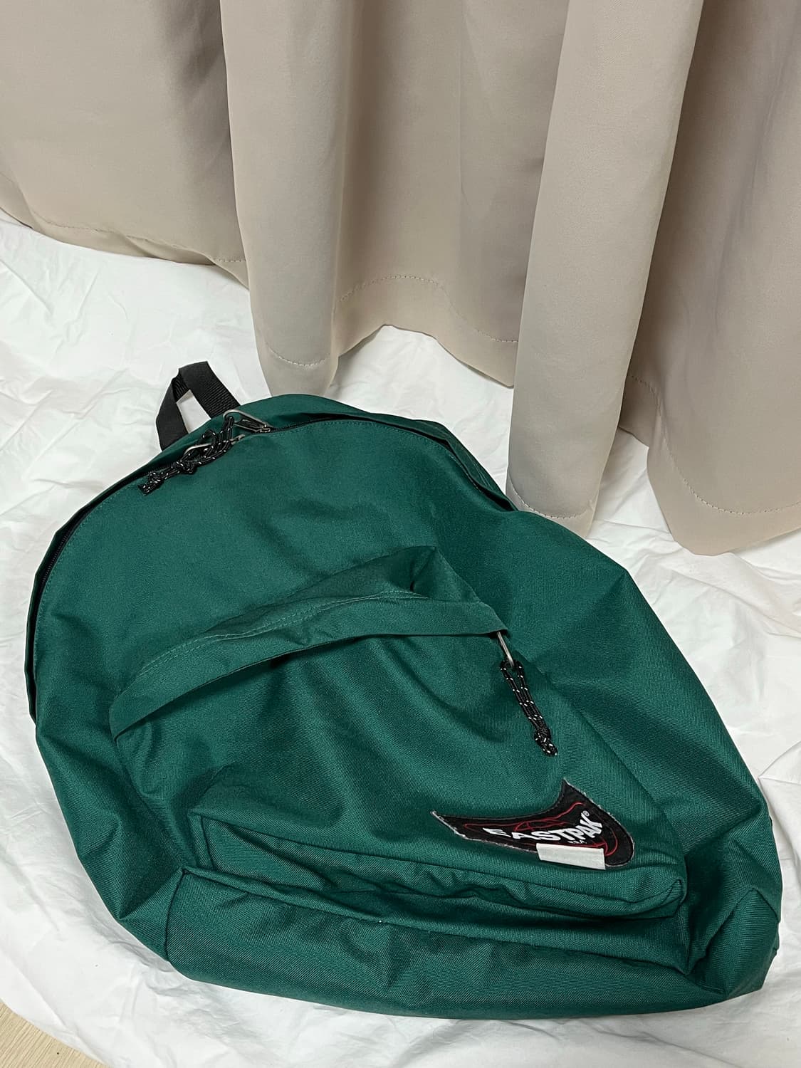  mm6 마르지엘라 이스트팩 드리핑 백팩 그린 상품이미지2