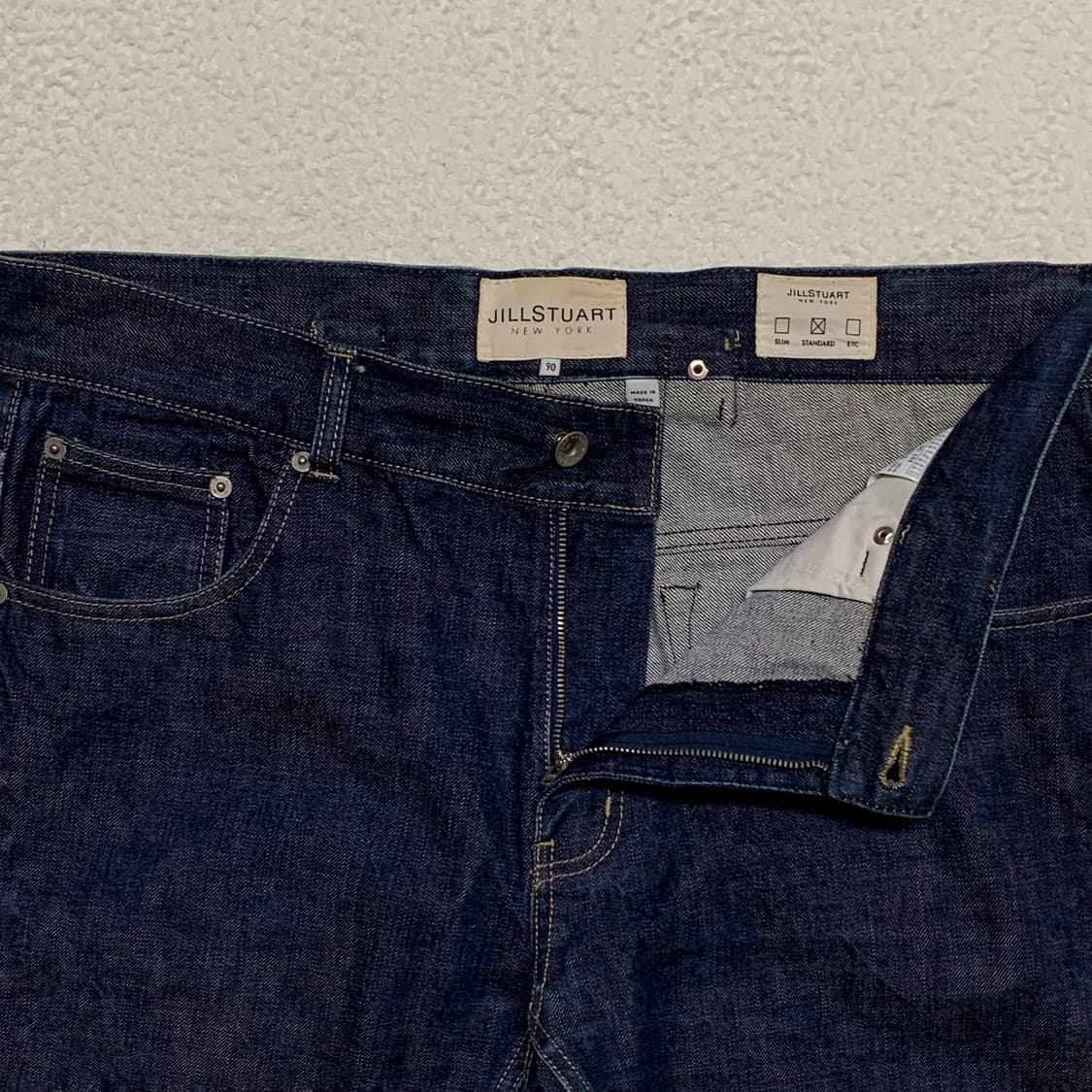 [표기 35, 실측 38] 질스튜어트 레귤러핏 신치백 셀비지 데님팬츠 상품이미지4