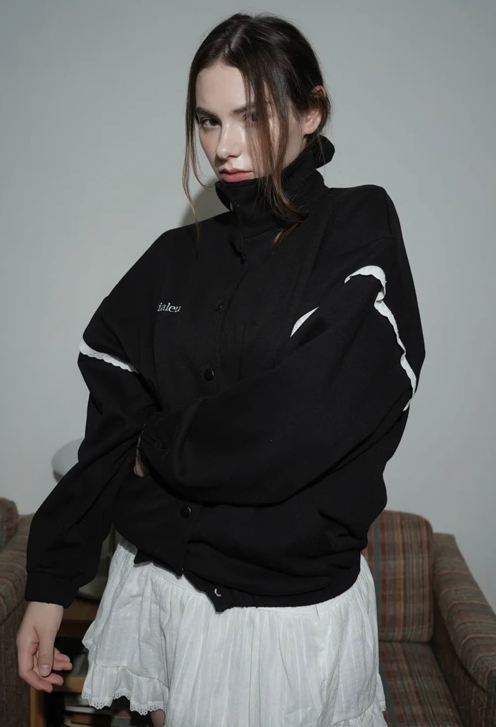 벨리아르 코튼 레이스 봄버 자켓 상품이미지2