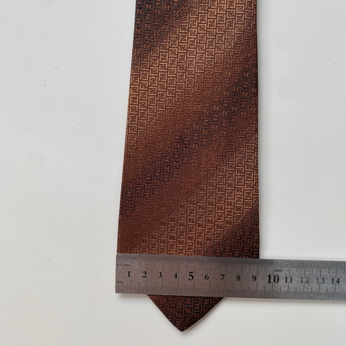 최상급 펜디(FENDI) FF모노그램 명품 정품 넥타이 8.8cm 상품이미지9