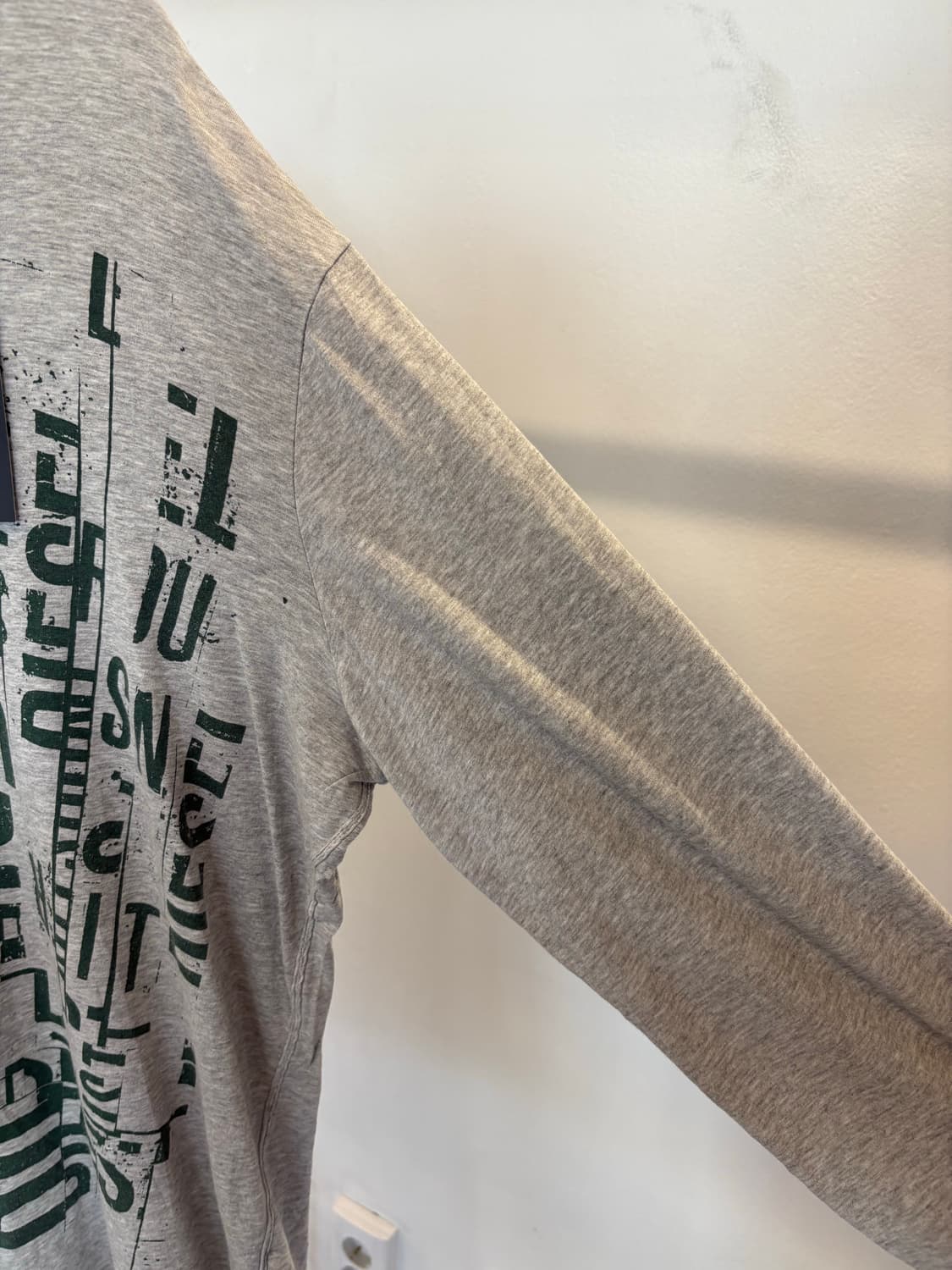 Diesel graphic L sleeve T 상품이미지3