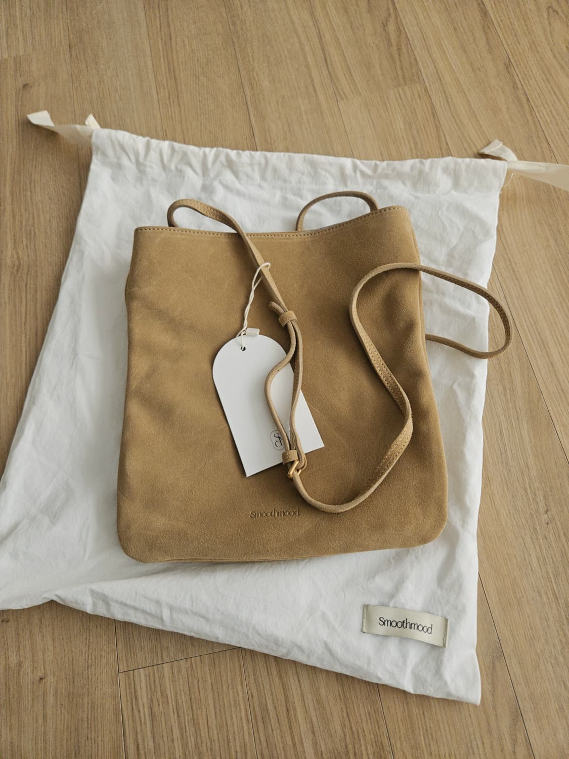 [새상품] 스무드무드 gusto bag dune 스웨이드 크로스백 가방 상품이미지10