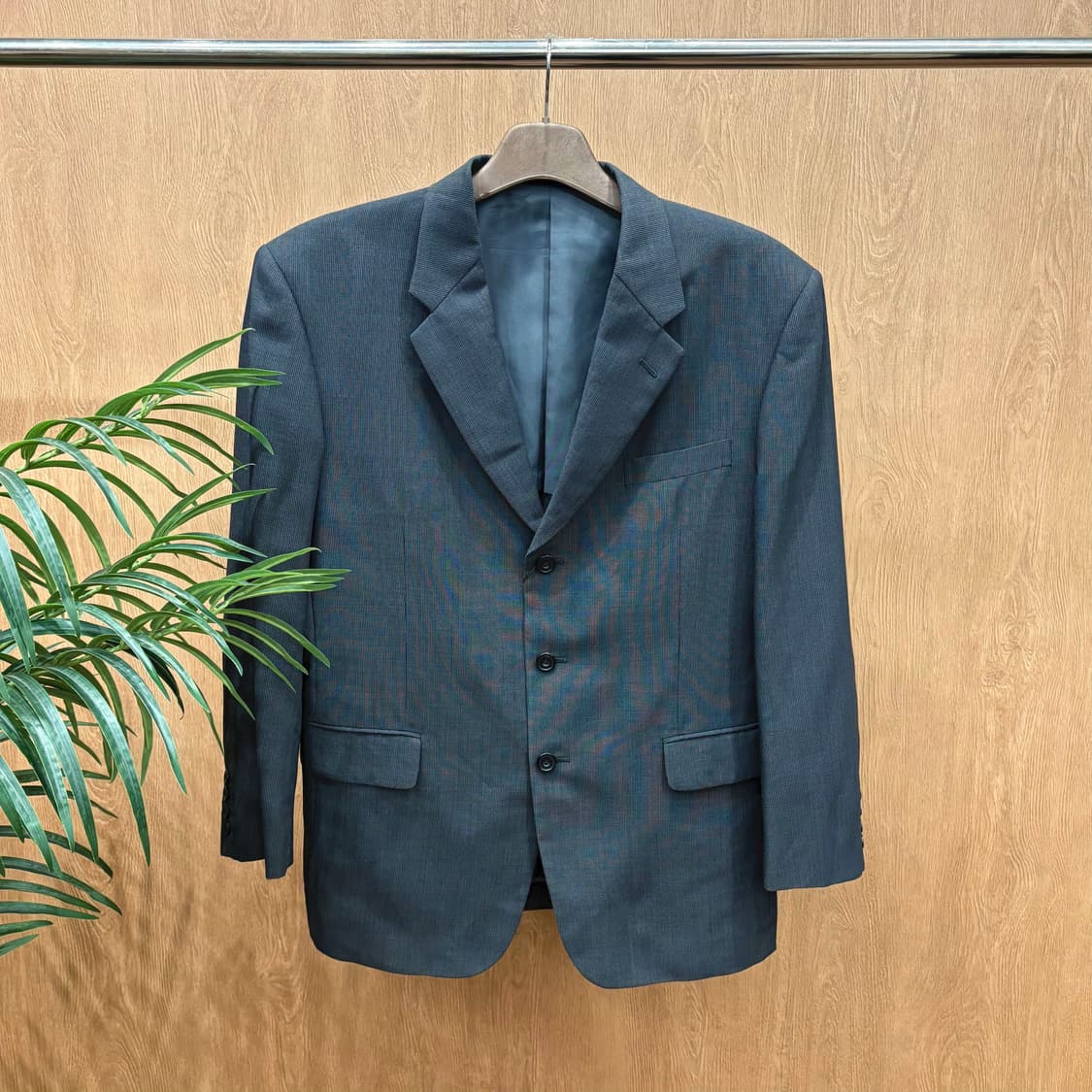 베르사체 정장 블레이저 스트라이프 안감 포인트 컬러 디테일 차콜 상품이미지1