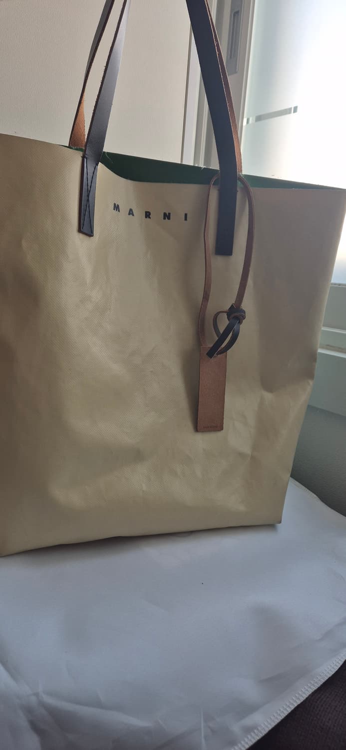 마르니 트리베카 투톤 쇼핑백 상품이미지3