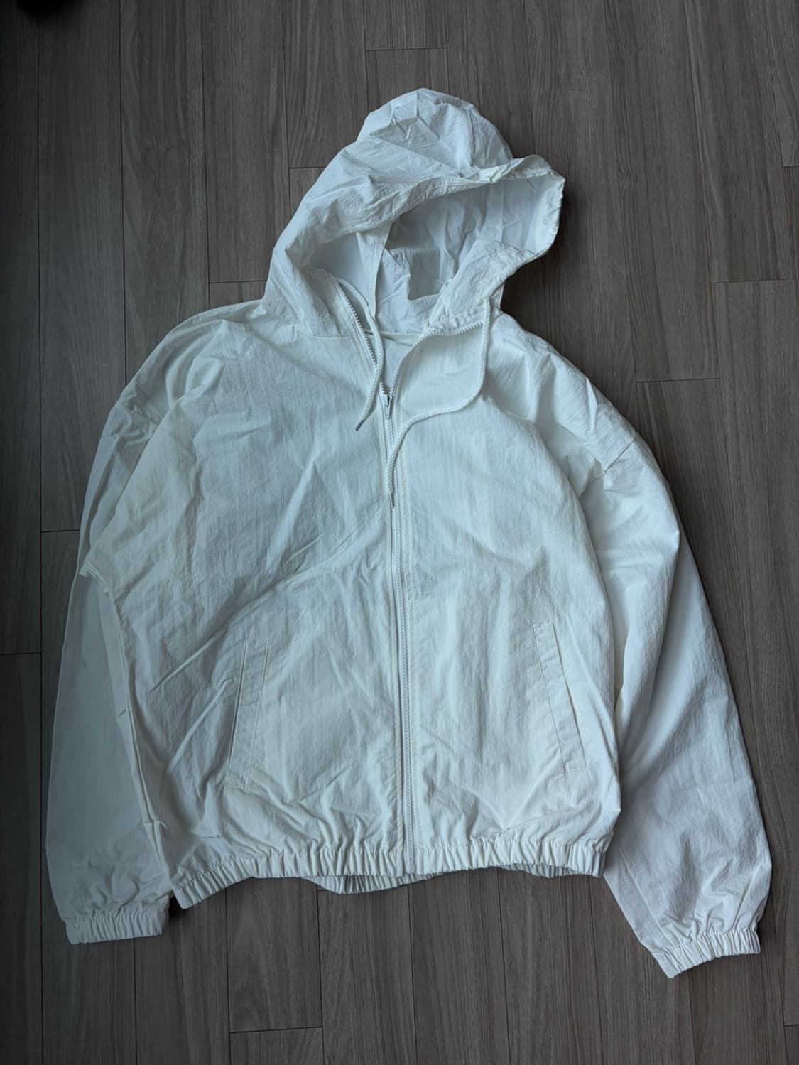 [2] YEEZY이지 고샤 루브친스키 바람막이 윈드브레이커 화이트 새상품 상품이미지1