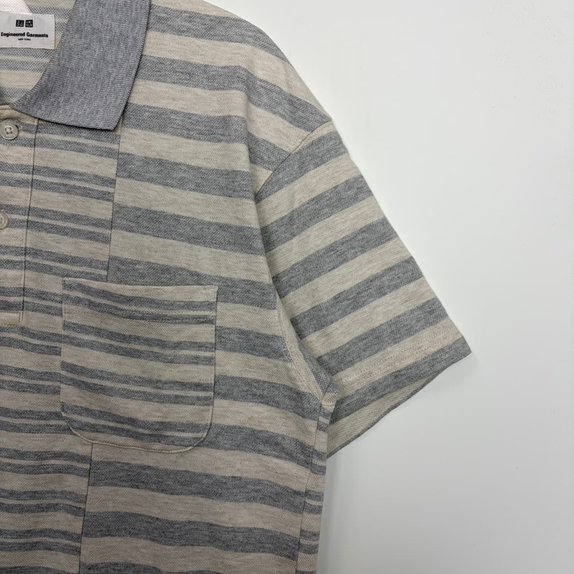 유니클로 엔지니어드가먼츠 카라 티셔츠 상품이미지3