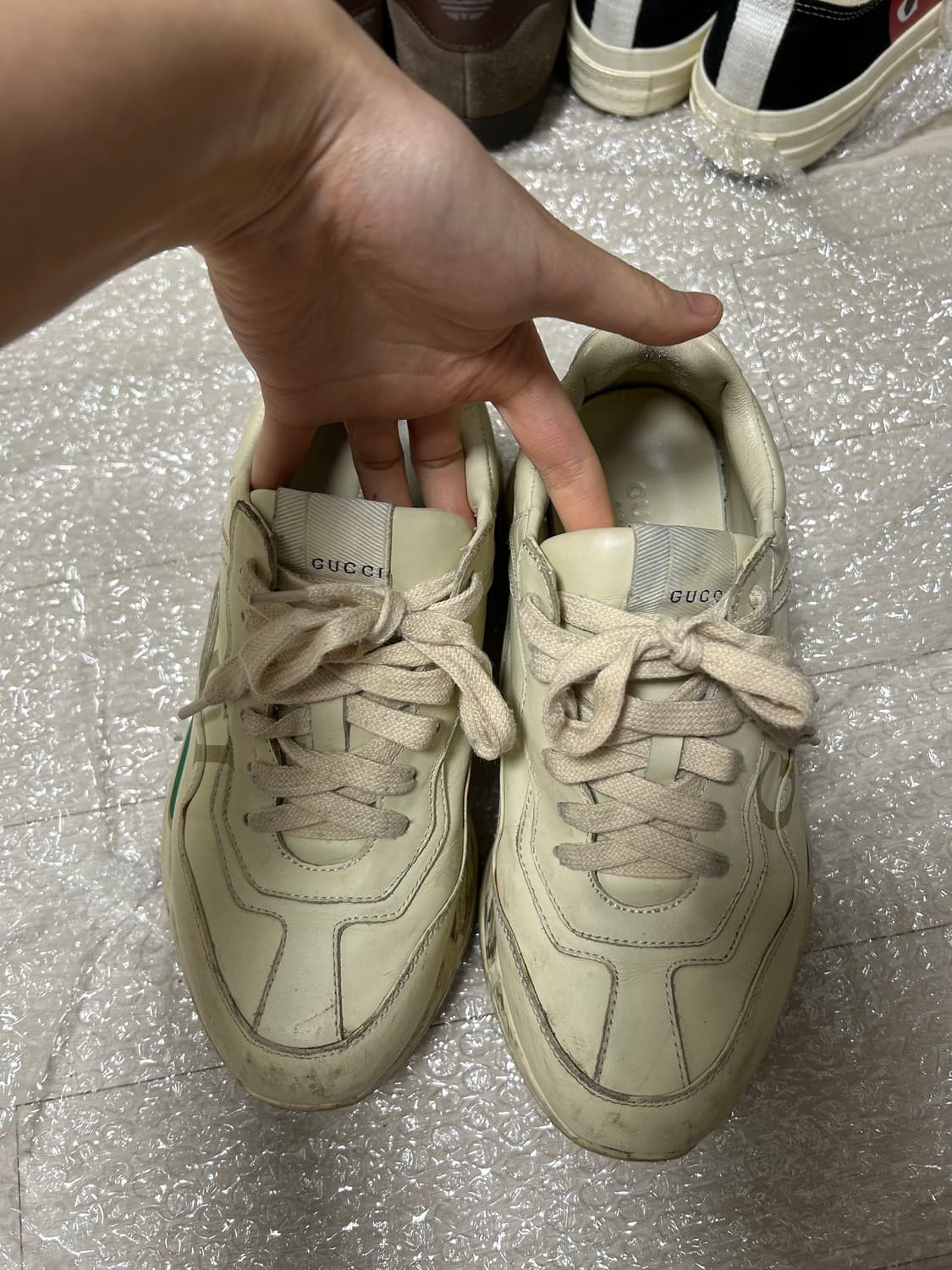 구찌 라이톤 240 상품이미지3