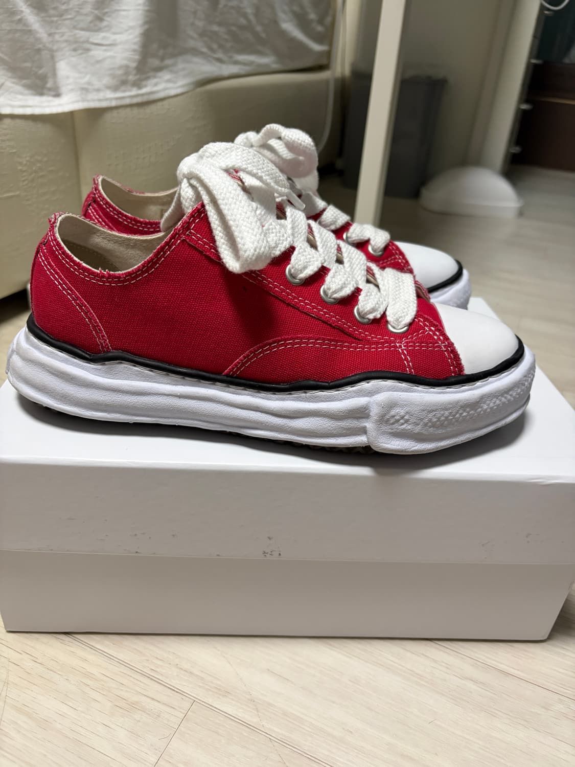 [판매] 메종 미하라 야스히로 피터슨 OG 솔 캔버스 로우 스니커즈 레드 상품이미지5