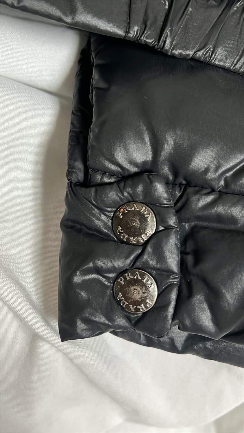 프라다 프리미엄 다운 라이트 경량패딩 48 상품이미지6
