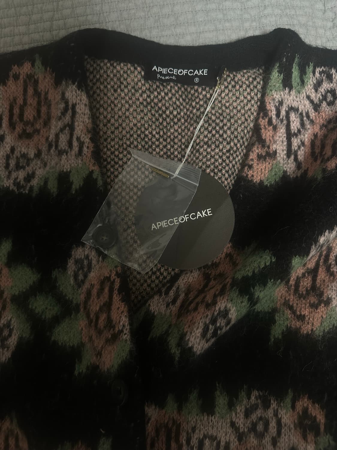 [새상품]어피스오브케이크 플라워 가디건 상품이미지6