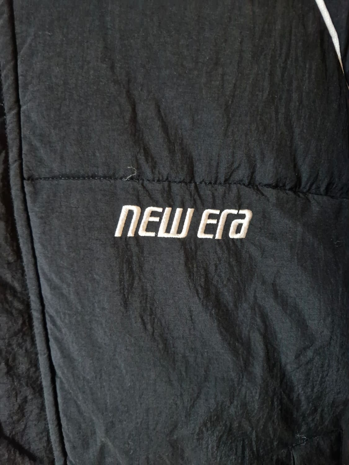 뉴에라 폴리 후드패딩 블랙 105 상품이미지3