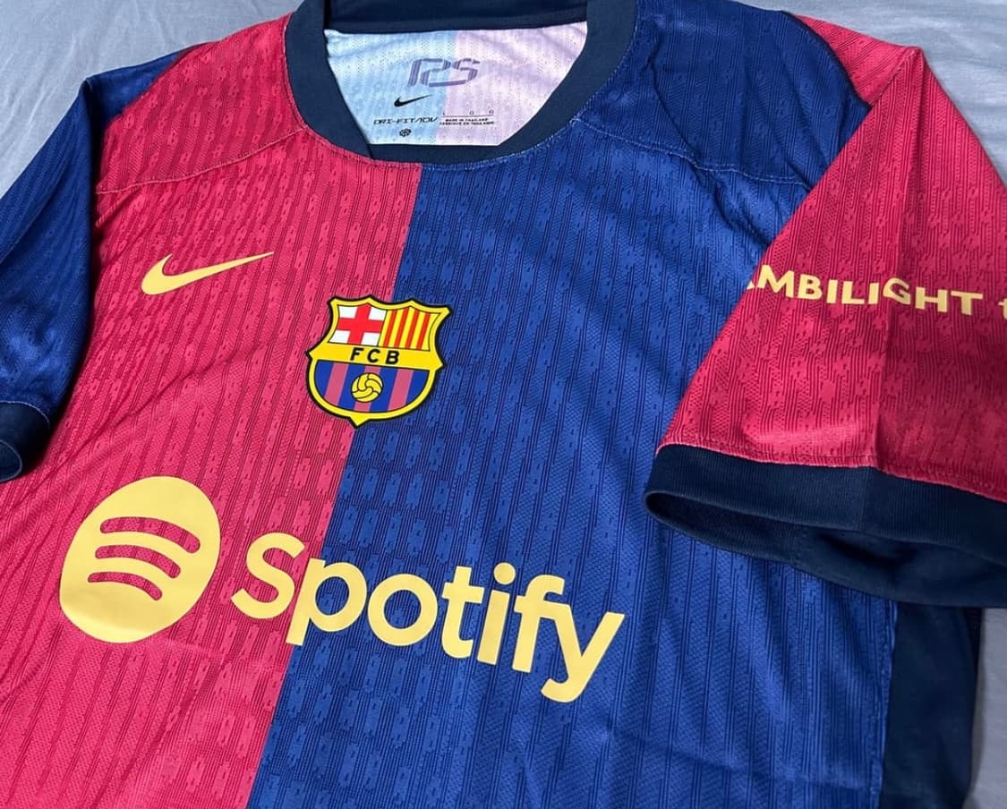 24/25 바르셀로나 홈 어센틱 유니폼 상품이미지2