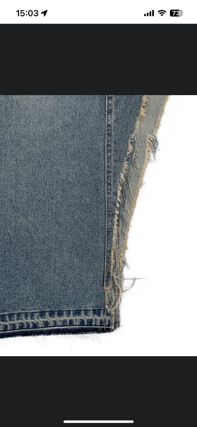 보헤미안서울 커브드 커팅 데님 스커트 상품이미지3