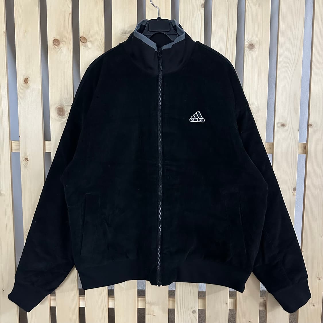 (XL) 아디다스 코듀로이 블랙 자켓 상품이미지1