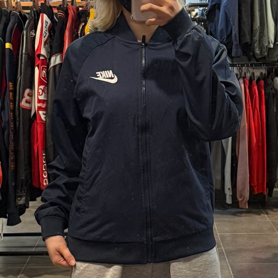 [NO.9]나이키 빅로고 봄버 자켓 상품이미지2