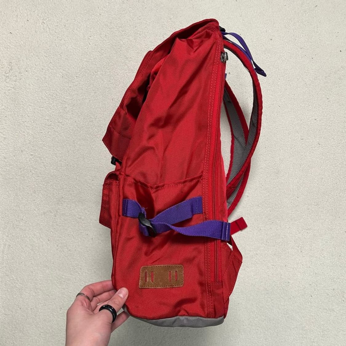 뉴발란스 캠프 백팩 레드 상품이미지2