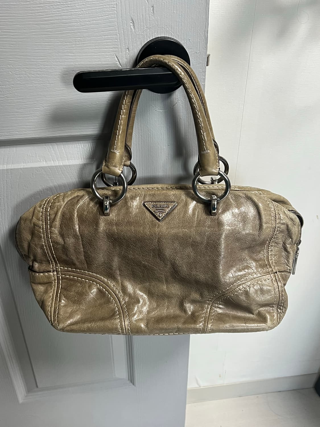 정품 프라다 비텔로 샤인 숄더백 상품이미지1