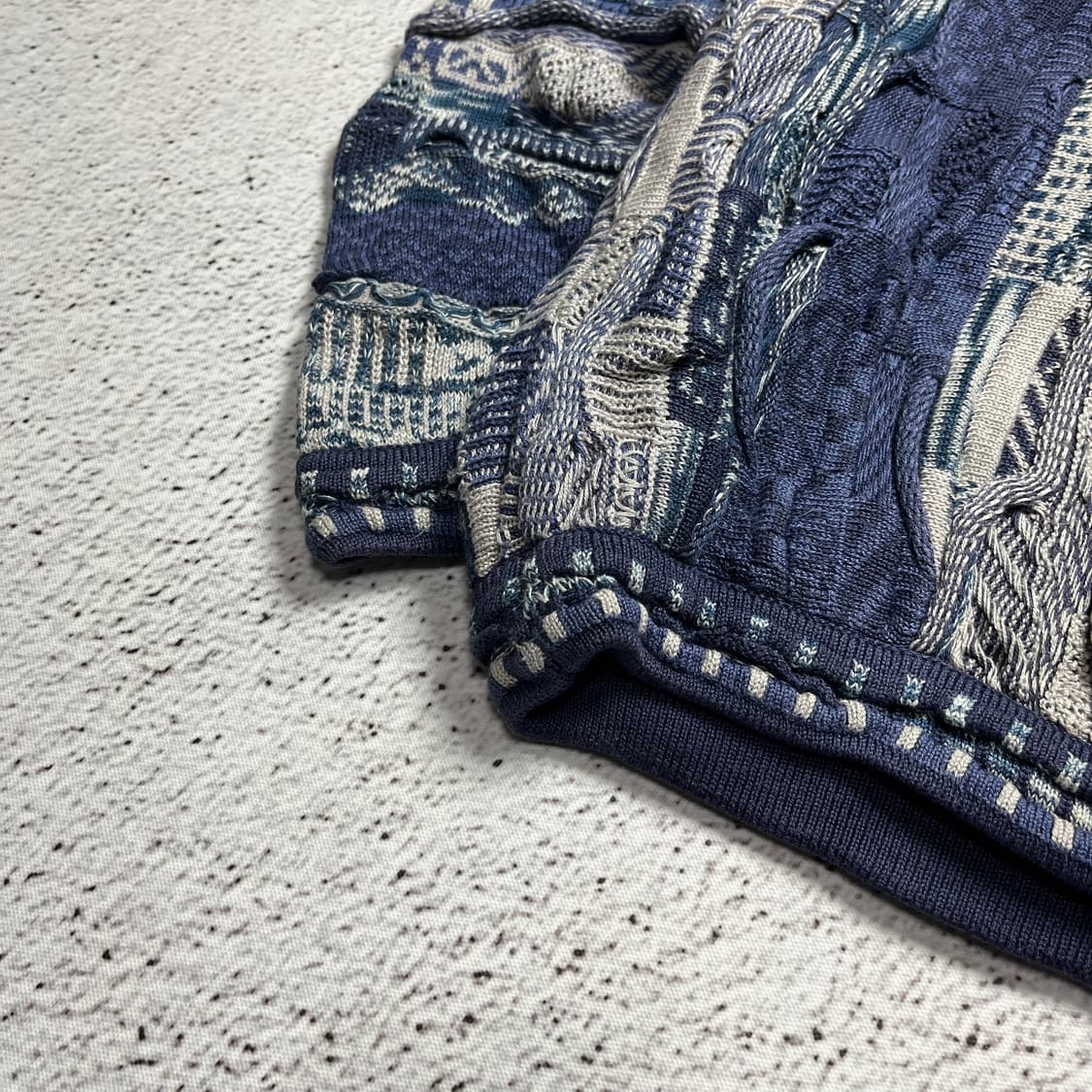 Vintage 90s TUNDRA Knit Sweater 상품이미지4