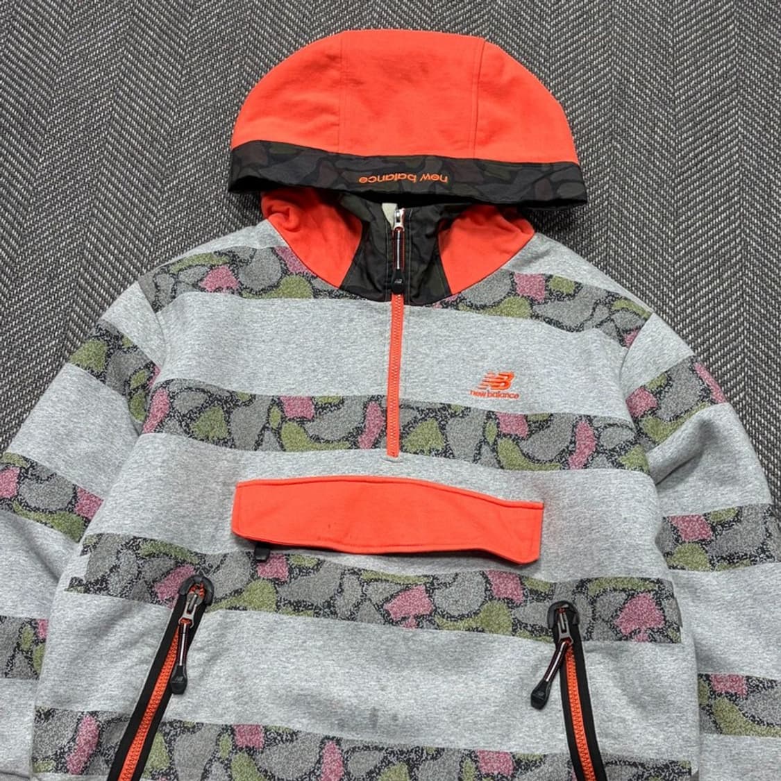뉴발란스 후드 패디드 아노락 v2818 상품이미지3