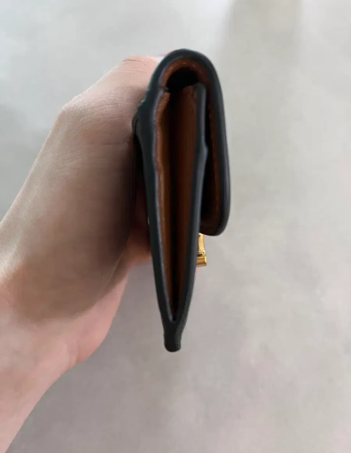 셀린느 트리옹프 플랩 카드지갑 (오늘만/내일올림) 상품이미지5