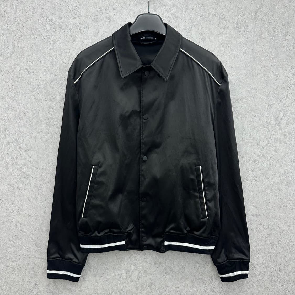 105 자라 남자 글로시 루즈핏 카라 블루종 자켓 상품이미지1