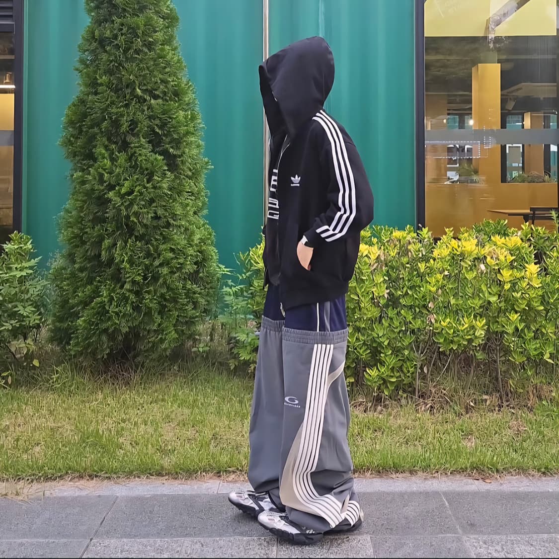 발렌시아가 아디다스 후드 집업 티셔츠 로고 후디 상품이미지1