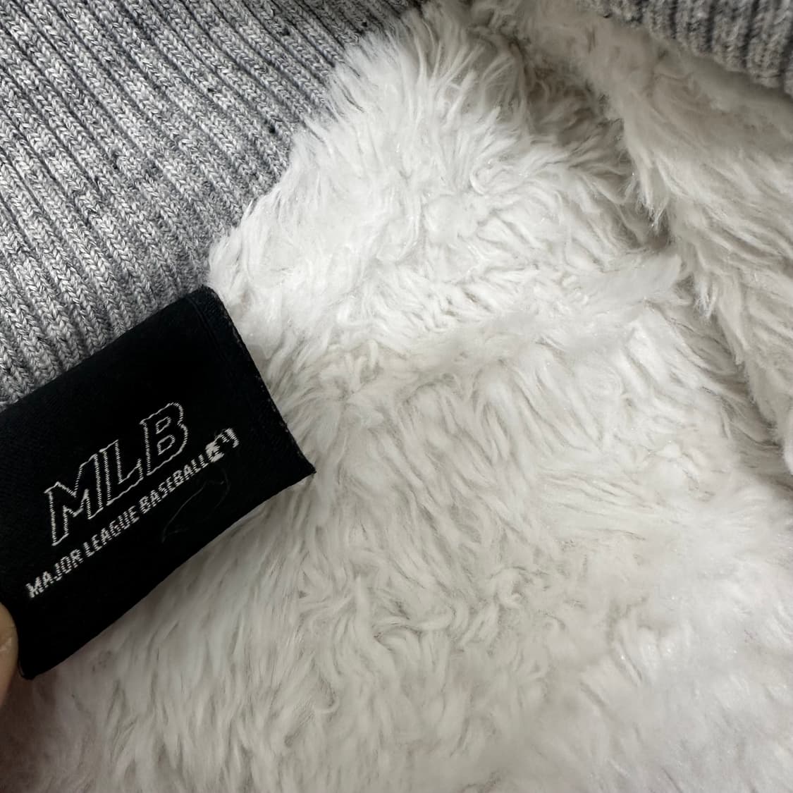 MLB 엠엘비 뉴욕 양키즈 여성 털 기모 후드집업 그레이 85사이즈 상품이미지8