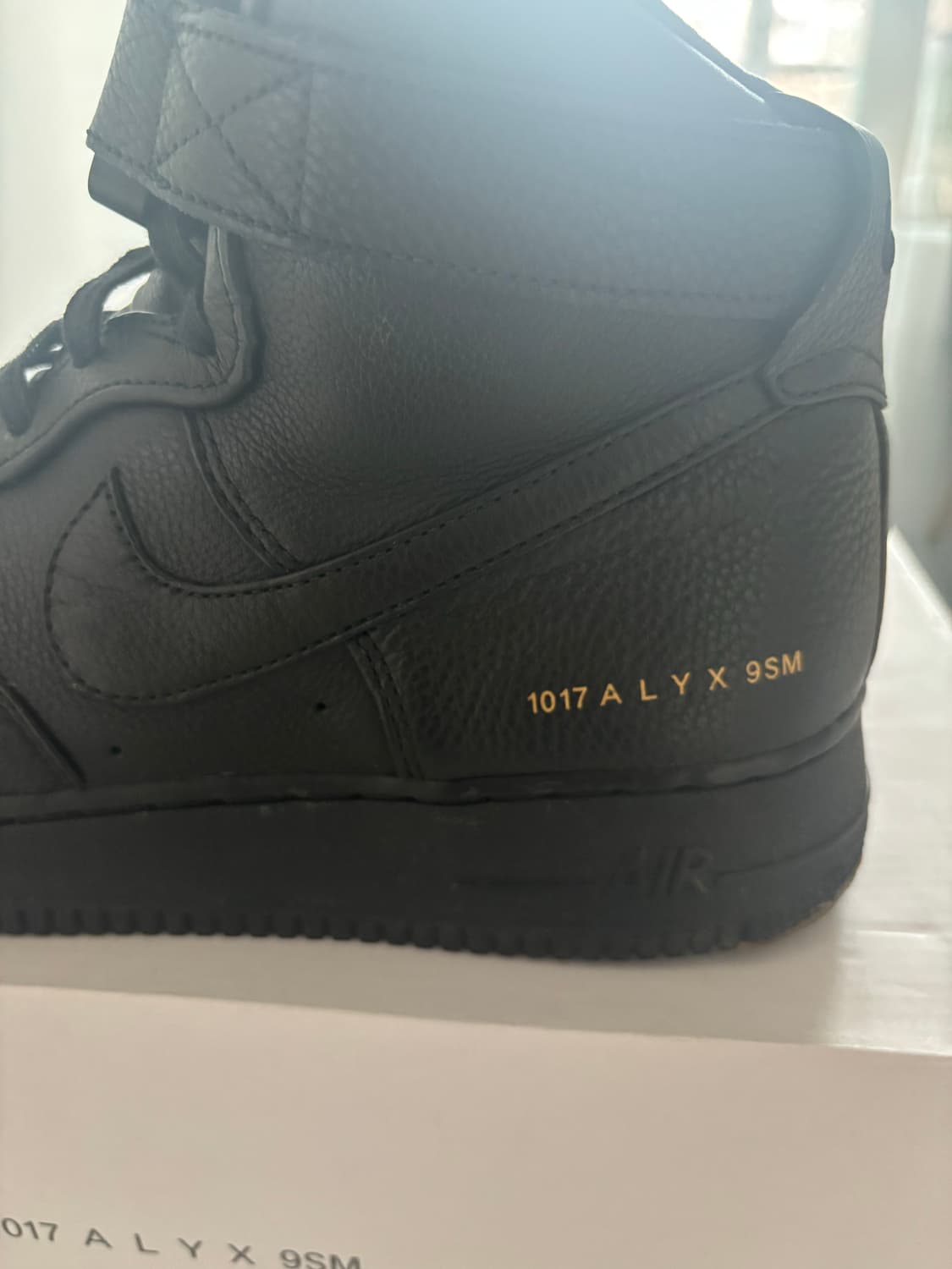 알릭스 x 나이키 에어포스 하이 블랙 280 상품이미지2