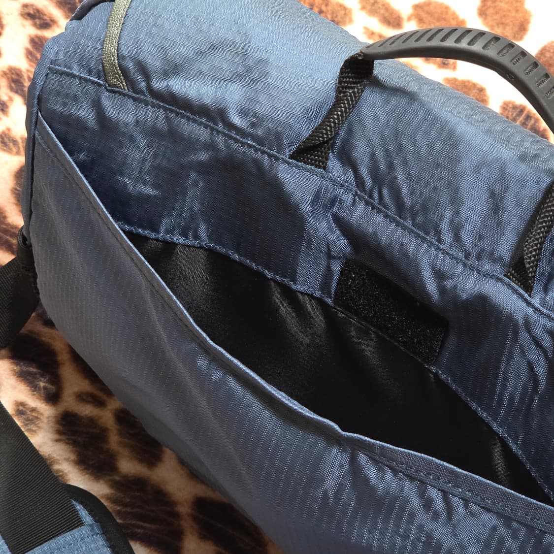 컬럼비아 고어택스 고프코어 크로스 메신저백 상품이미지7