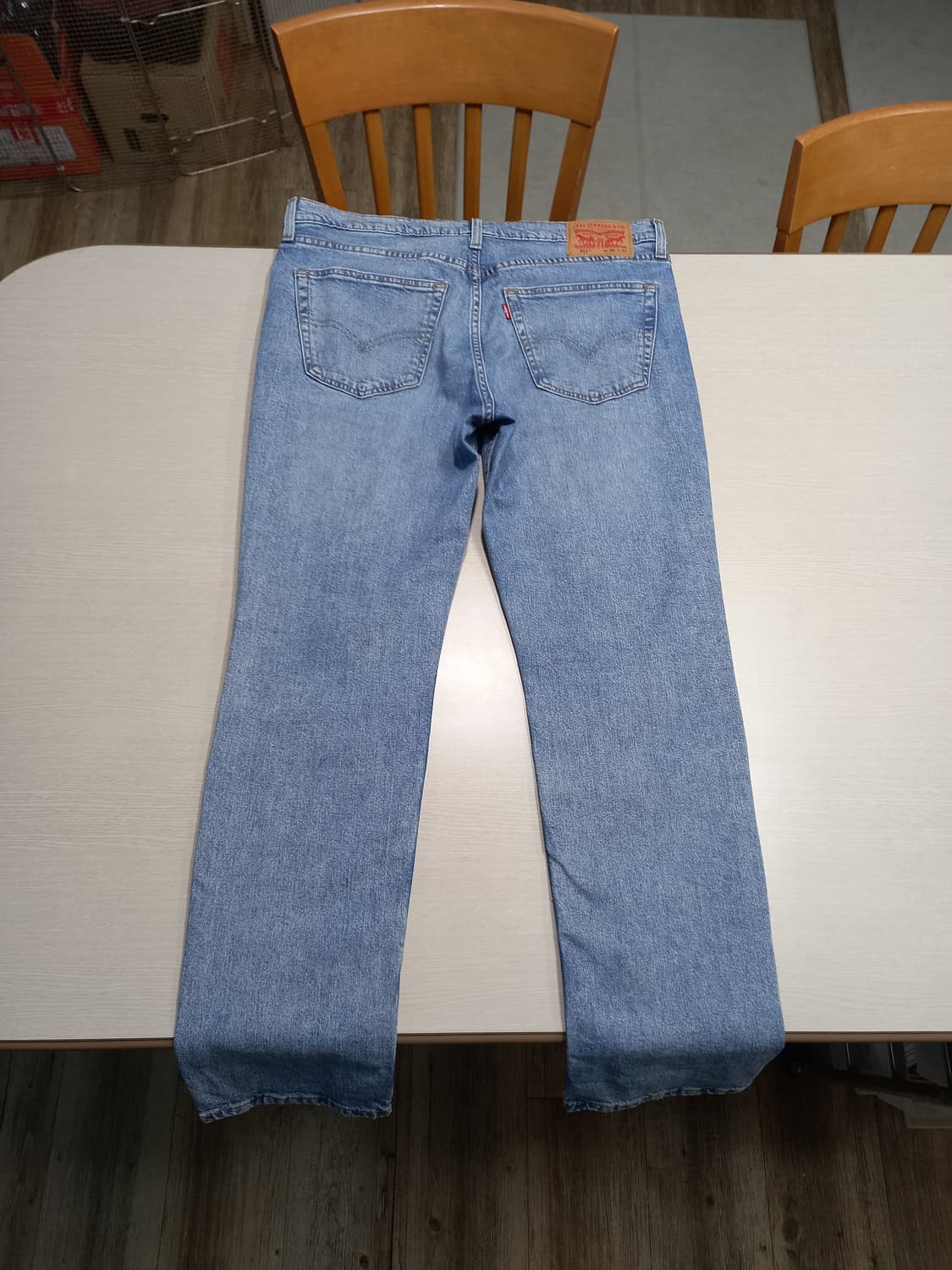 37 리바이스511 워싱 스판 슬림일자진 연청 37-136 상품이미지2