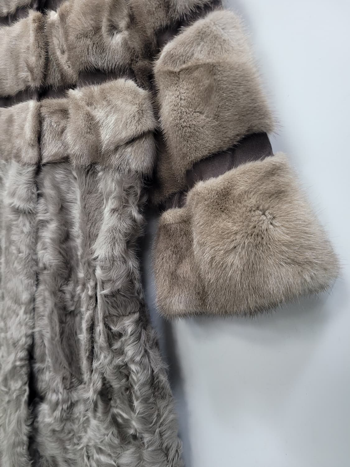 천연 밍크 하프 코트 / 여 M 그레이 브라운
 상품이미지4