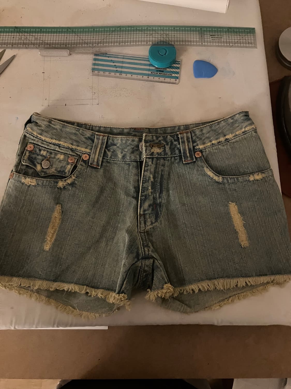 새상품 트루릴리전 팬츠 상품이미지4