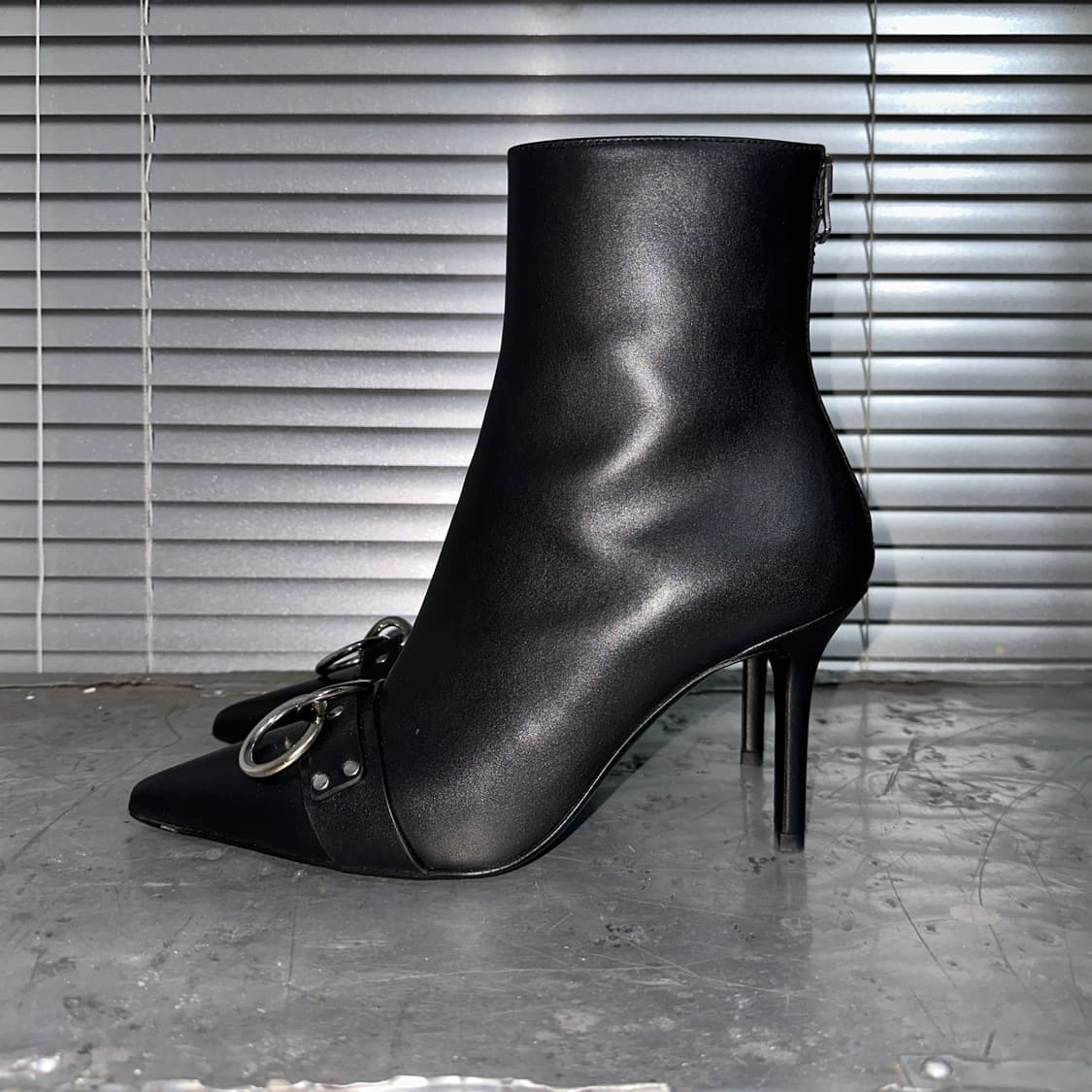 R13 가죽 사이드 힐 하네스 부츠 새상품 상품이미지4