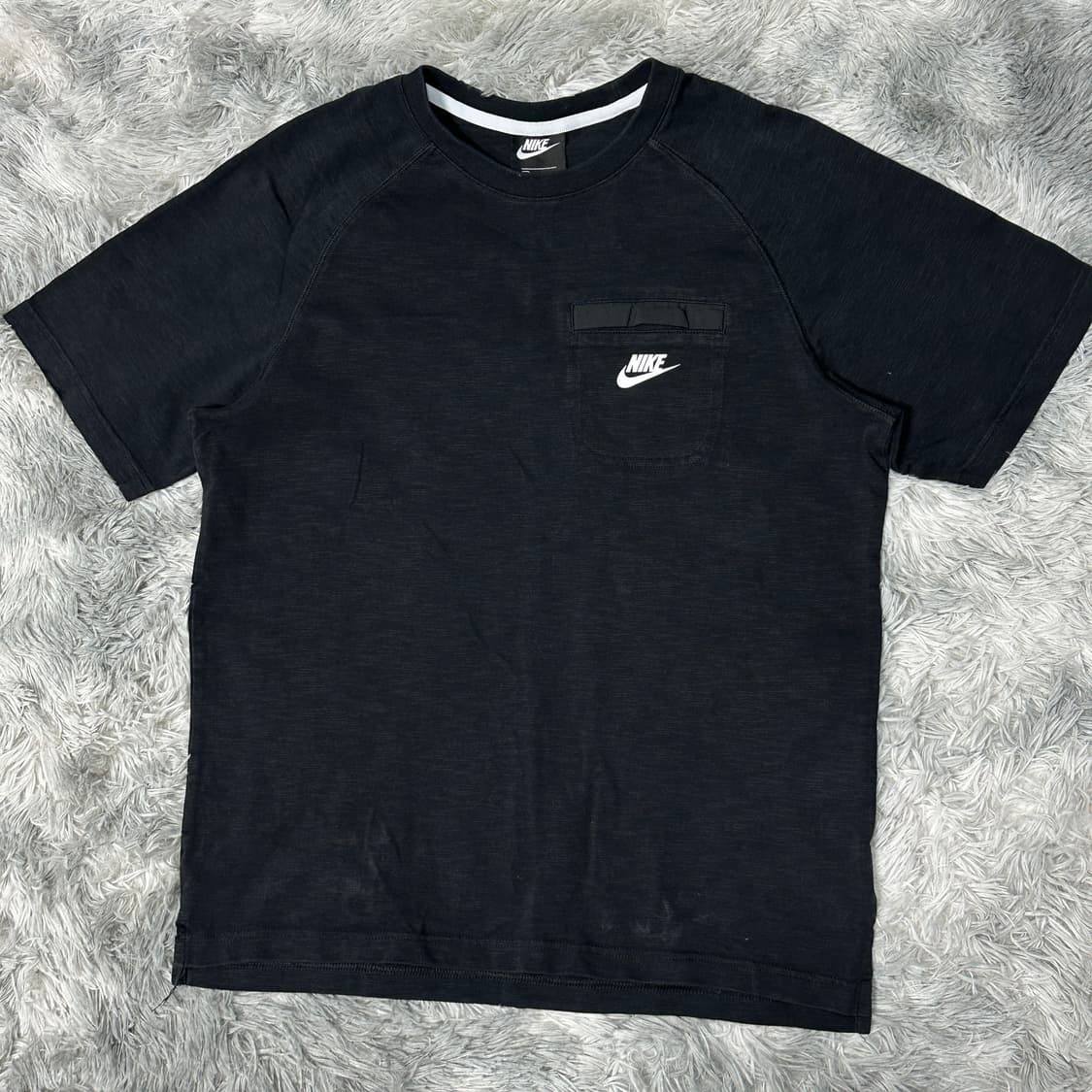 나이키 포켓 반팔티 블랙 상품이미지1