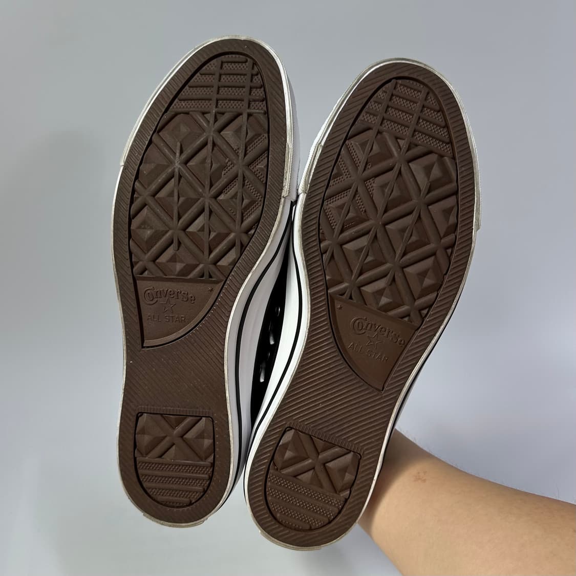 [새상품급] 컨버스 척 테일러 올스타 로우 블랙 스니커즈 275 상품이미지10