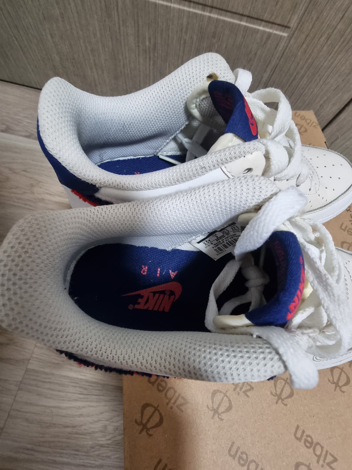 나이키 에어포스 225 상품이미지3