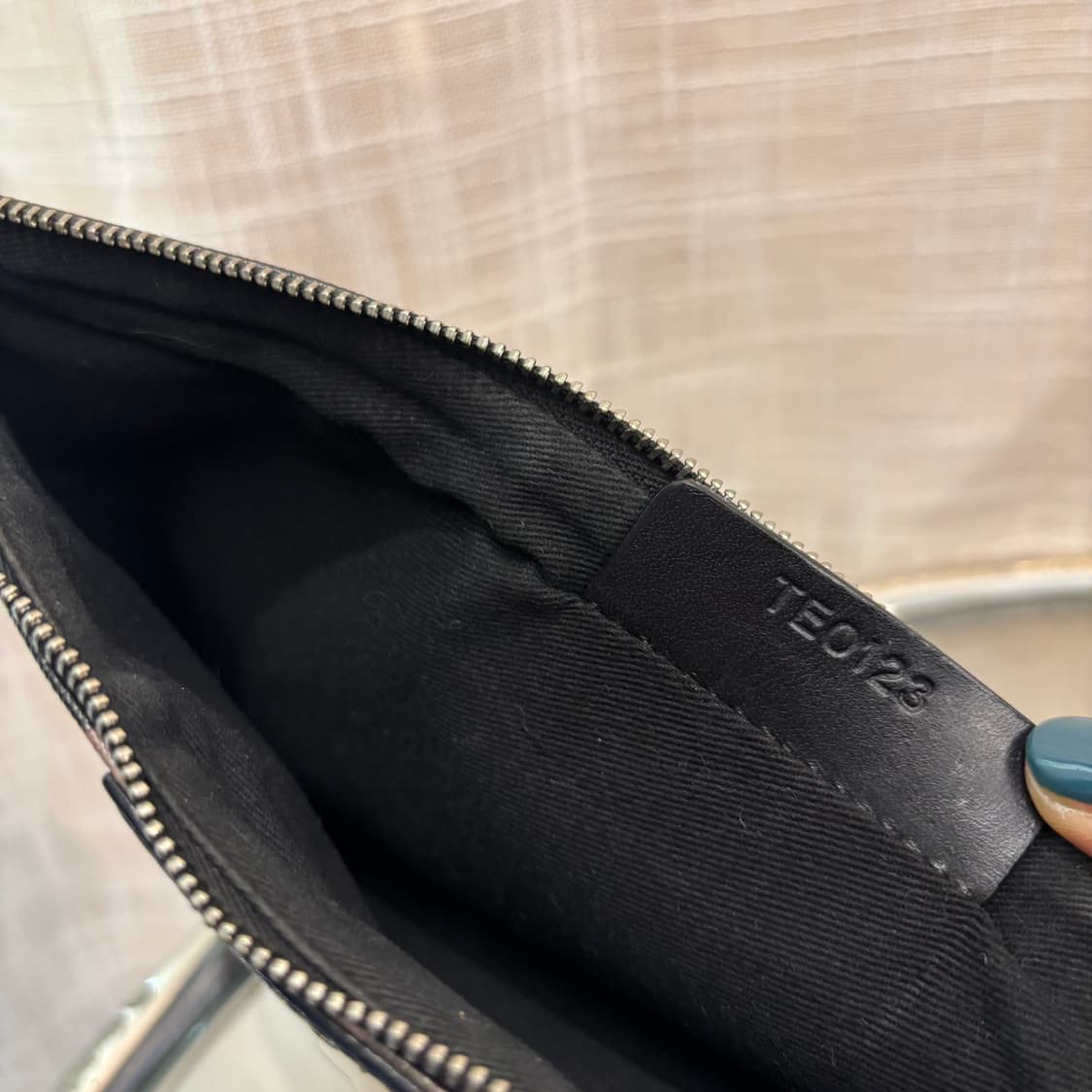 정품 지방시 마리아 클러치백     상품이미지10