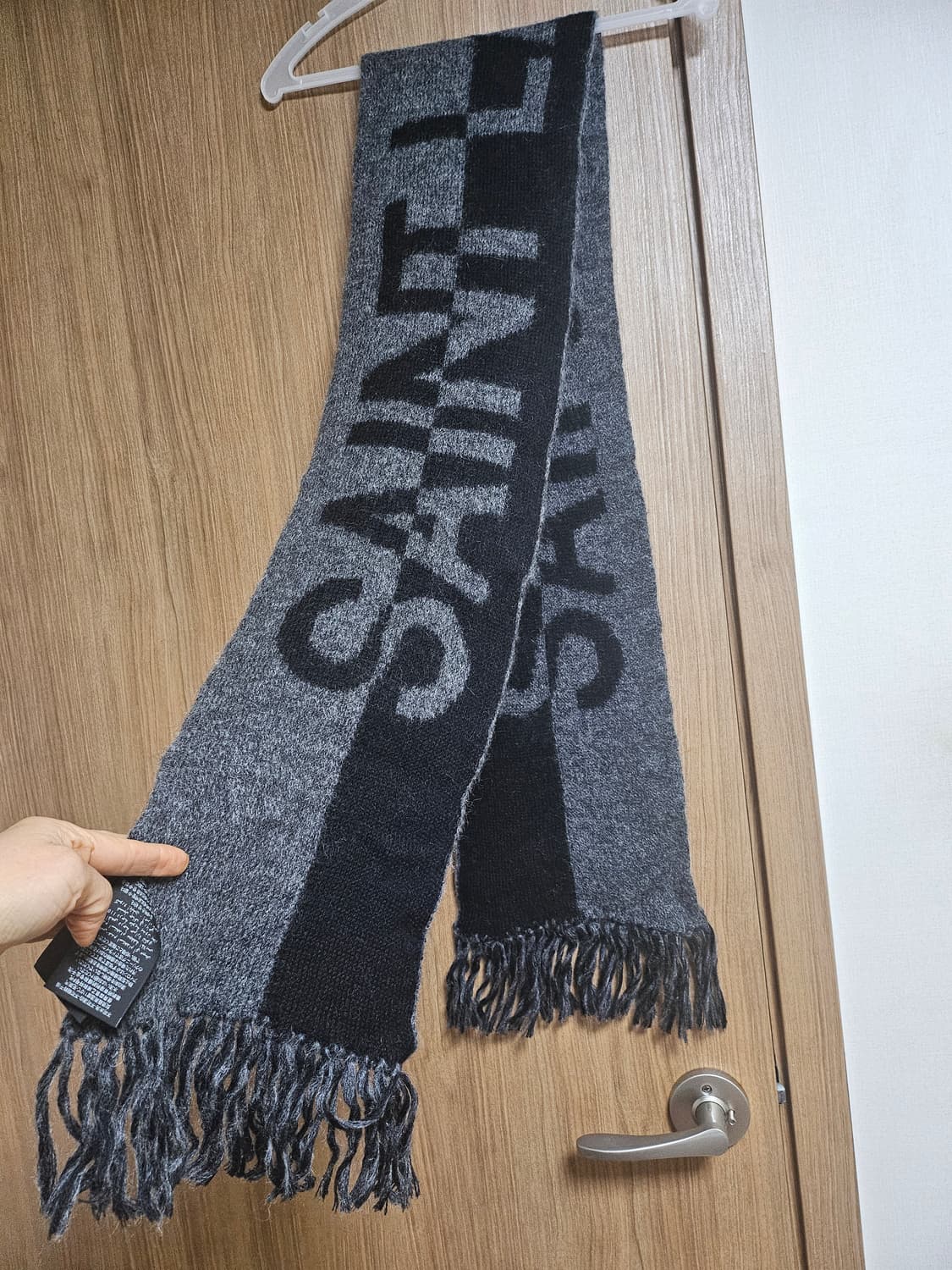 생로랑 머플러 상품이미지2