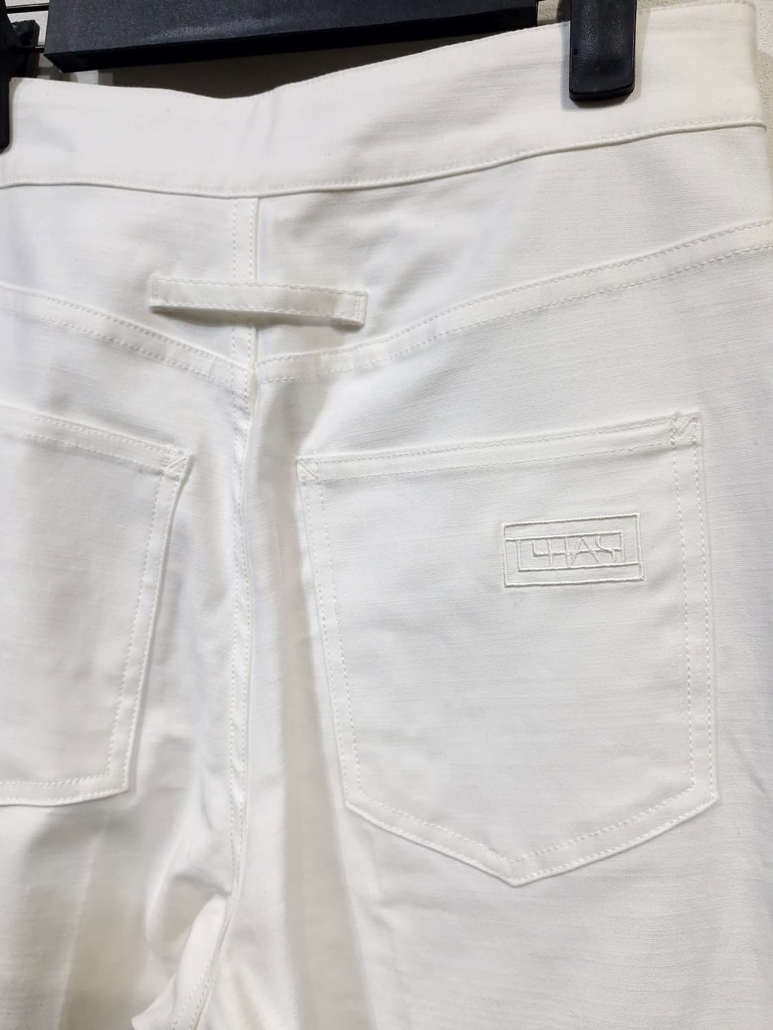 르하스(L'H.A.S) 하이라이즈 스트레이트 팬츠 화이트 상품이미지6