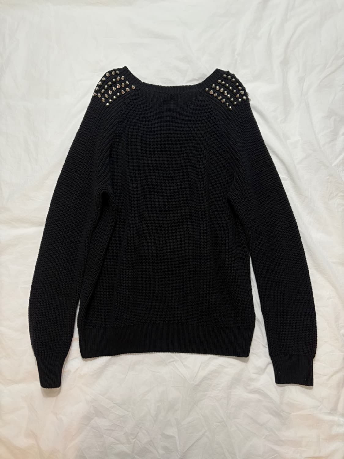 스터드 블랙 니트 상품이미지2