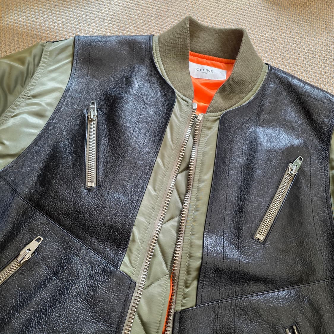 CELINE 셀린느 궁극의 MA-1 마원 이탈리안  카프가죽 버머 자켓 상품이미지6