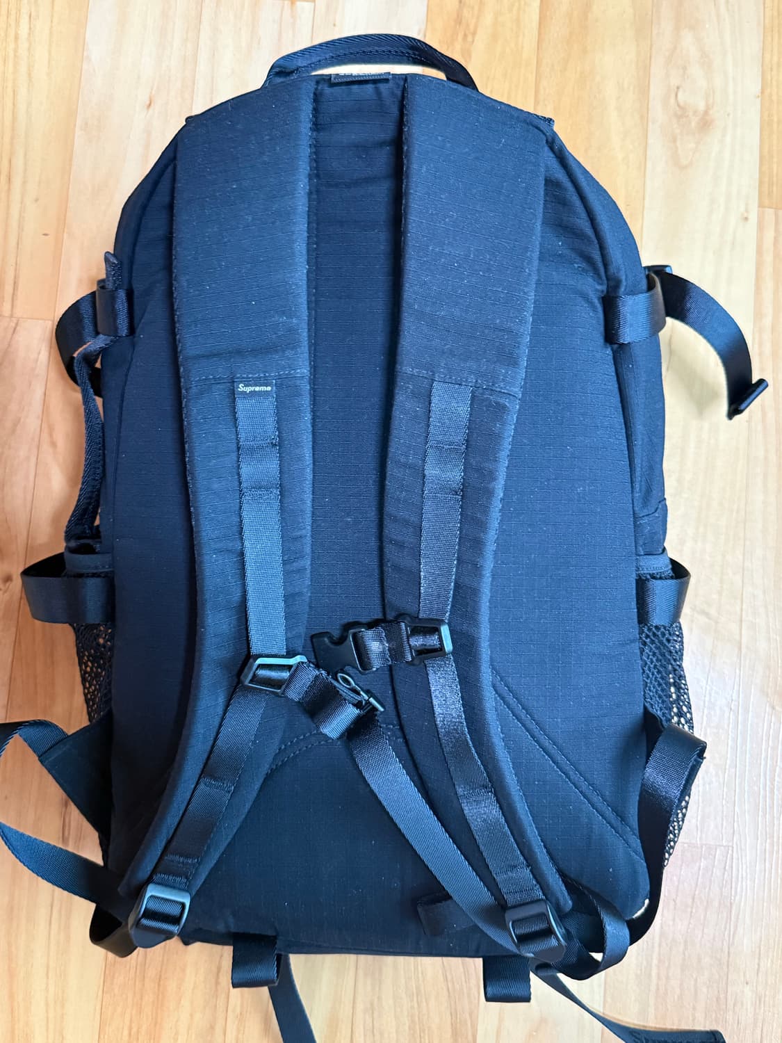 슈프림 백팩 26ss 상품이미지2